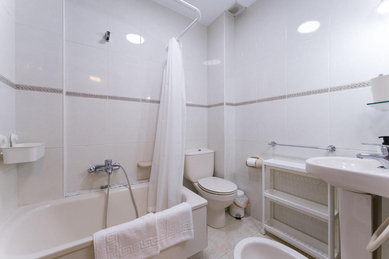 Arzúa Apartamentos Luisa מראה חיצוני תמונה